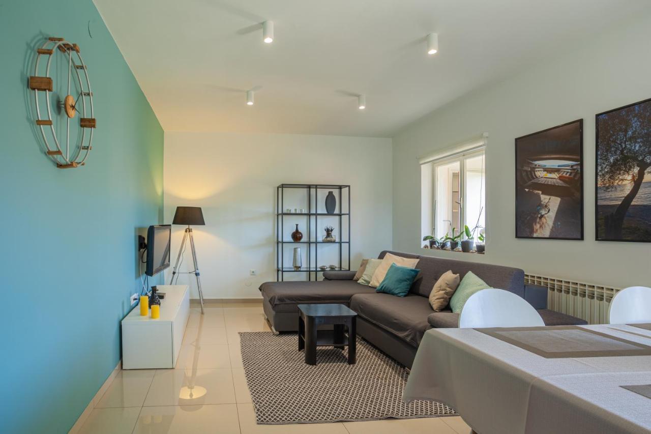 Apartman Petra 茨雷斯 外观 照片